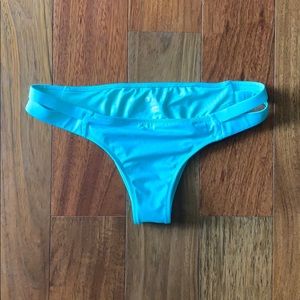 Shade & Shore size M